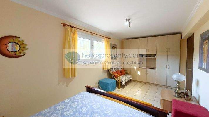 07be0b230667441d9ce9657fcf9f6174-original