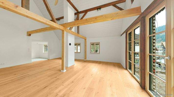 Lichtdurchflutet und hell