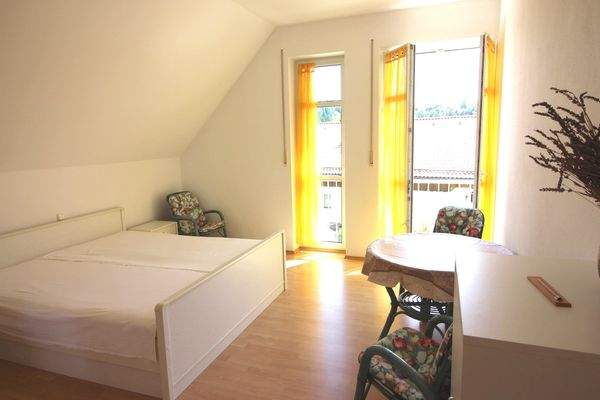 Schlafzimmer W2 im DG