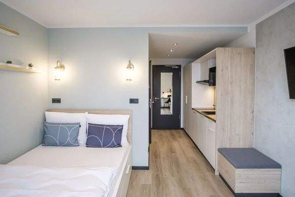 dc062201-e5a7-4617-b61f-c2ca2f27d79e