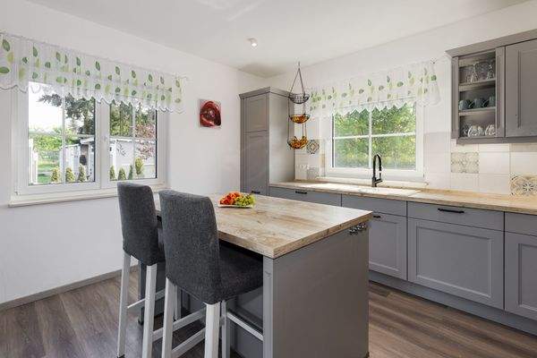 Kücheninsel mit Sitzbereich