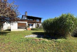 Blick zum Anwesen II