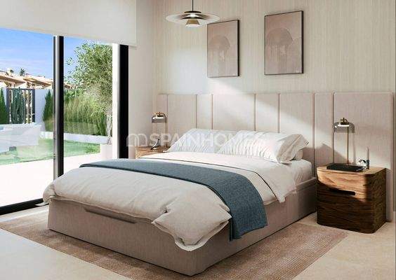 2- and 3-Bed Flats with Terraces and Shared Pool in Torrevieja