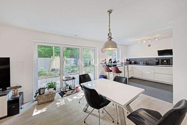 EG Wohnbereich mit offener Küche