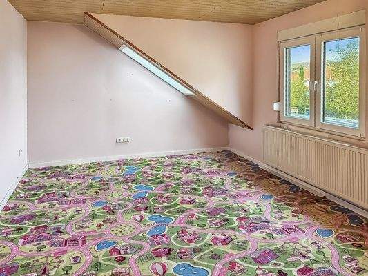 Schlafzimmer 1 DG