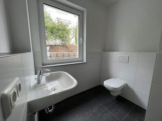 Wohnung-Fernwald-Tulpenweg 37-10446-001 WEH1E1-Bad