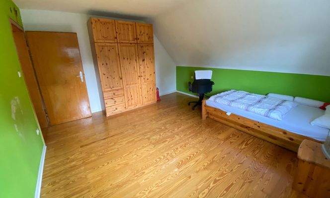 Zimmer im Obergeschoss