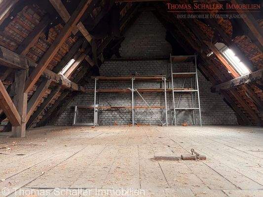 Scheune mit viel Potential - Ausbau 
