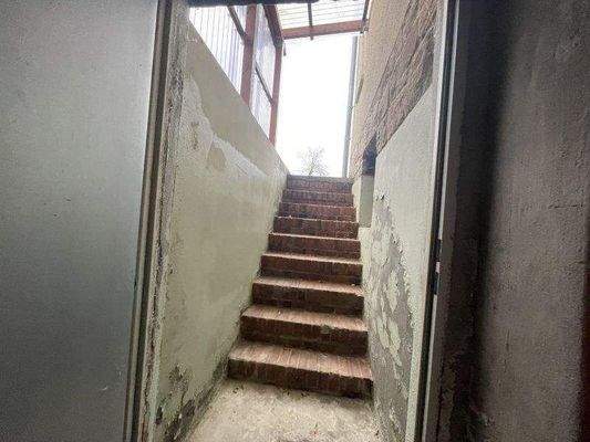 Ausgang zur Kelleraußentreppe