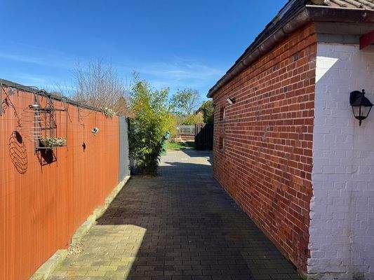 Blick auf das hintere Grundstück