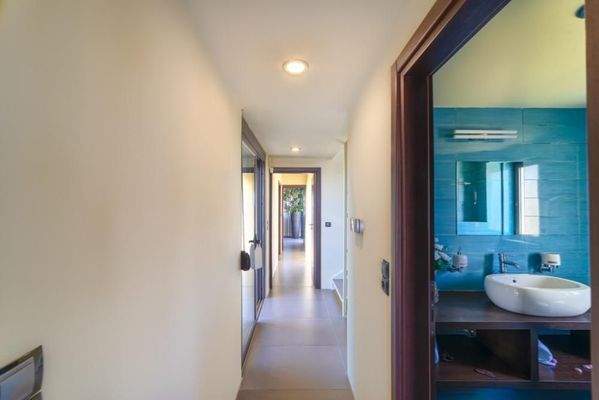 Kreta, Tria Monastiria: Luxuriöse Villa mit 7 Schlafzimmern und Meerblick zu verkaufen