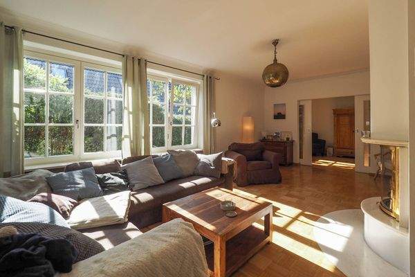 ..mit angrenzendem Wohnzimmer