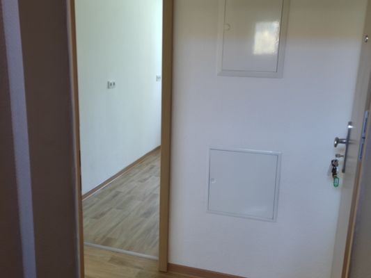 WMW 26 d EG Mitte Eingang Wohnung
