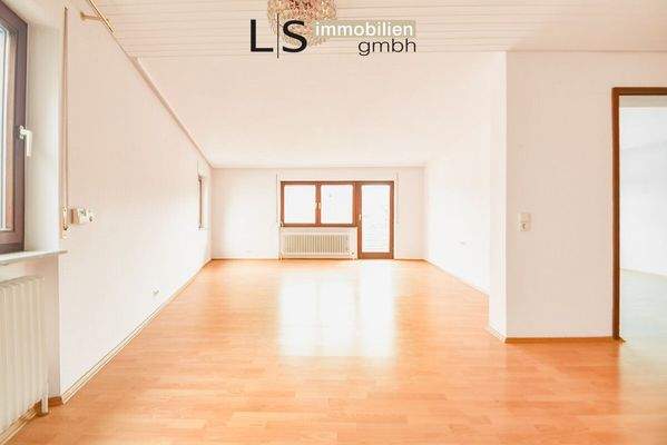 Wohn-/ und Essbereich