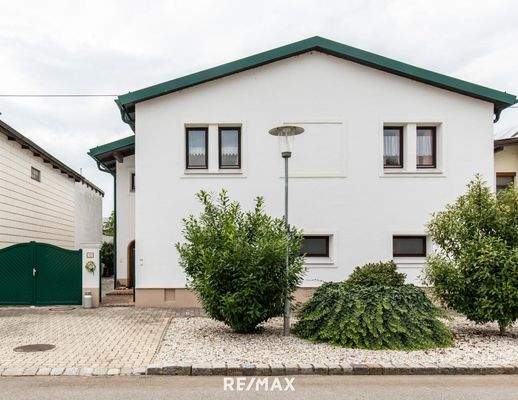 Landhaus Weiden/See, Strassenansicht