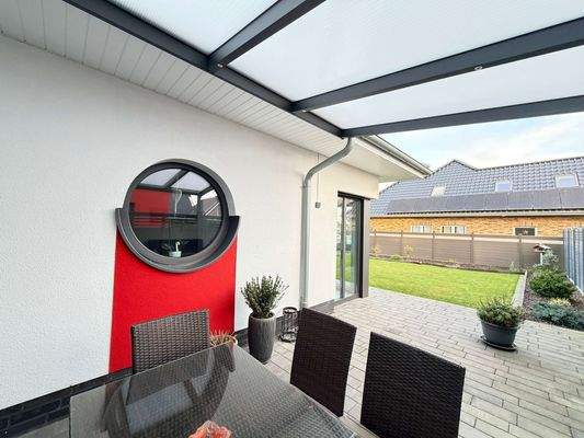 Überdachte Terrasse