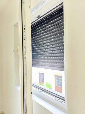 Außenjalousie elektrisch