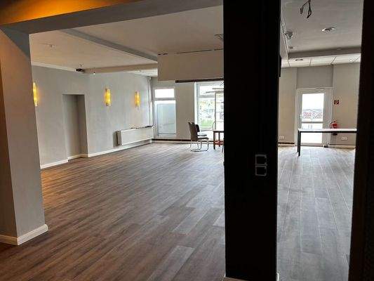 Große Verkaufsfläche