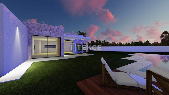 Spacious 3 Bedroom Villa with Private Pool in Calpe