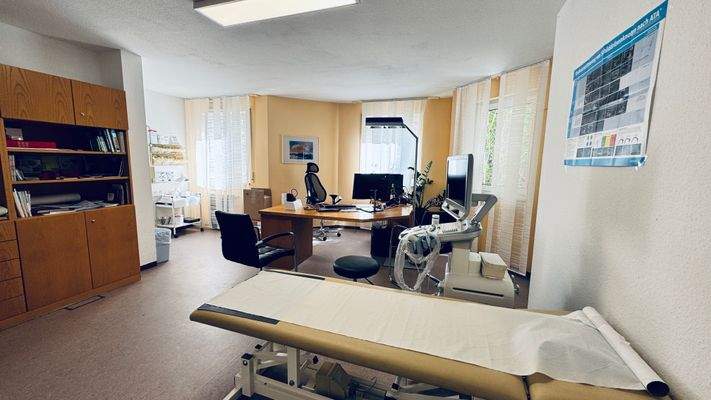Büro / Behandlungszimmer