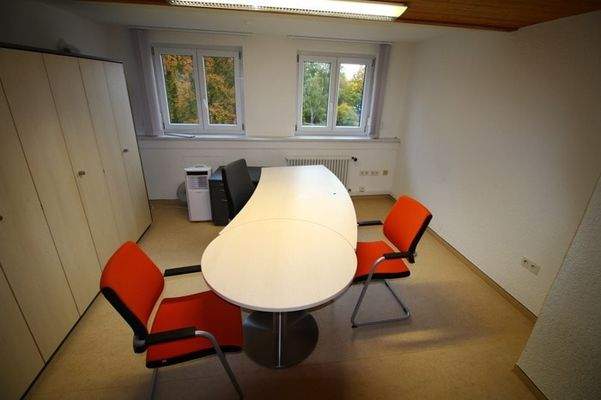 Büro 1