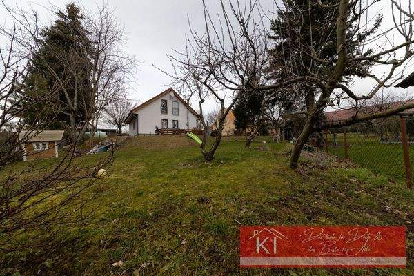 Außenansicht/ Grundstück