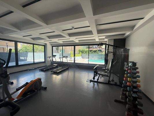 Sea-View Properties in a Complex near the Beach in Alanya