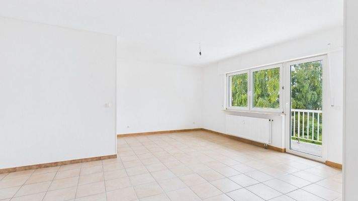 CAM04238G0-PR0035-STILL006