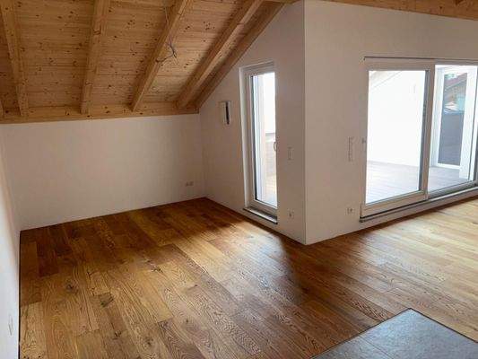 Wohn-Essbereich mit Küche (10).jpeg