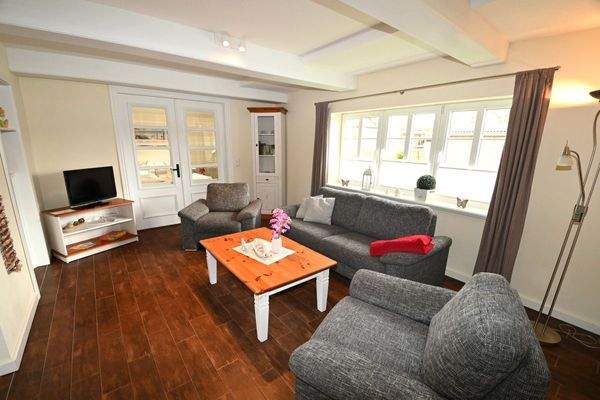 Wohnbereich -   linke Wohneinheit