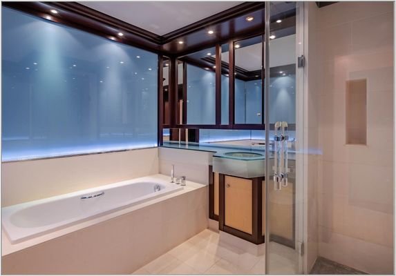 Masterbathroom