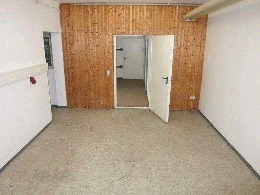 Untergeschoss Raum I.jpg
