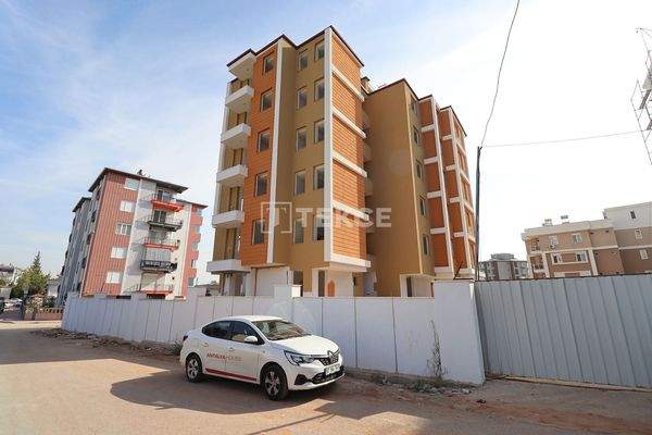 Apartments for Sale in a Complex with Pool in Kepez