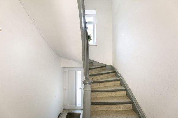 Hauseingang, Treppenhaus