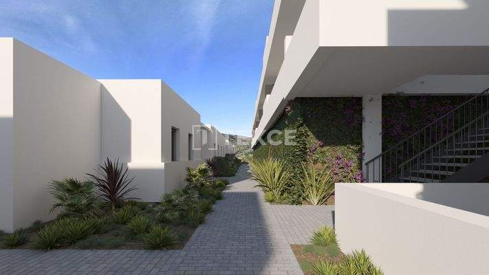 Sea View Houses in a Prime Area Near the Sea in Manilva