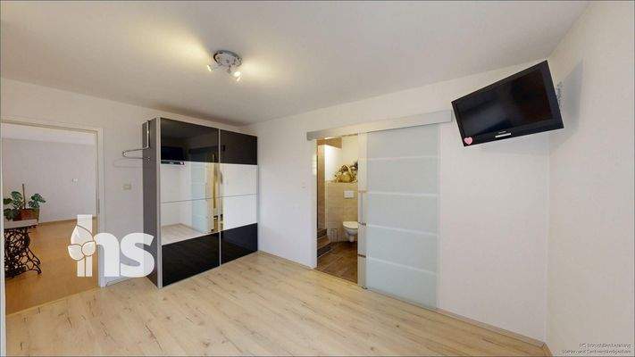 1. OG - Schlafzimmer 2