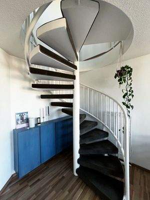 Treppe zum oberen Bereich.jpg