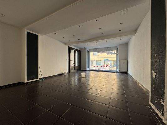 Ladenlokal 2 -Scheidt