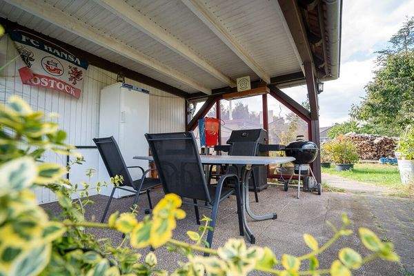 überdachte Terrasse