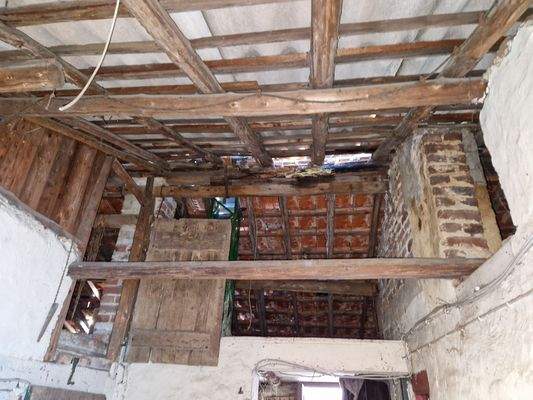 Dach der Werkstatt mit Speicher