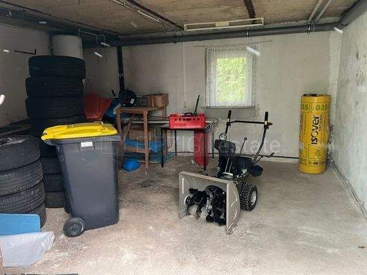 Garage 1