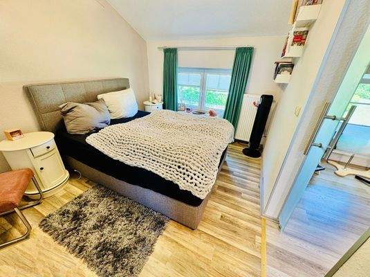 2. Schlafzimmer im OG