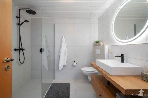 KI Beispiel Badezimmer OG Vorderhaus