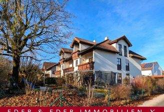 Südostansicht des gepflegten Mehrfamilienhauses