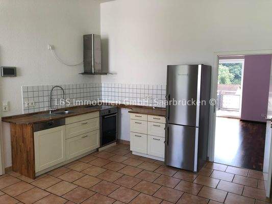 Küche mit Einbauküche