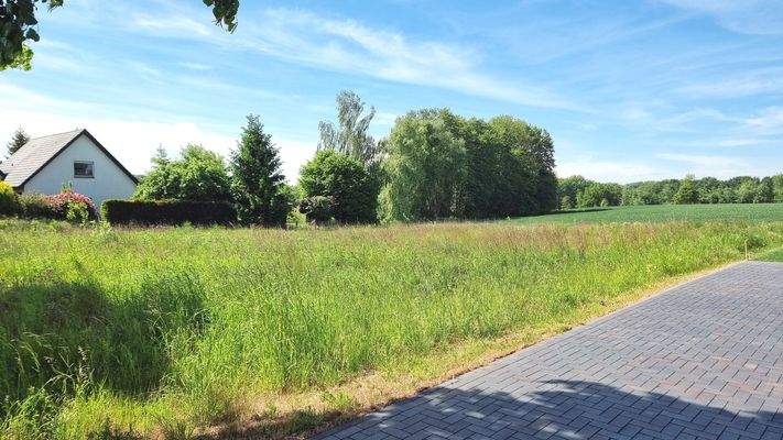 Seitenansicht Grundstück