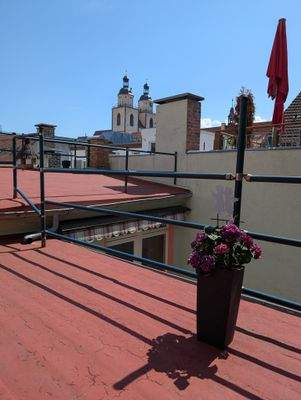 Blick vom Balkon auf die Stadtkirche