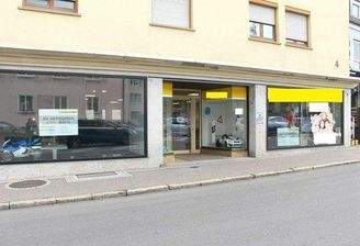 01. Schaufensterfront.JPG