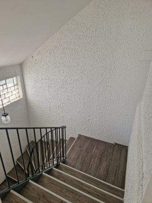 Kellerabgang Einheit 1