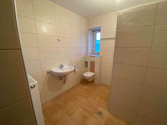 Badezimmer Hochparterre